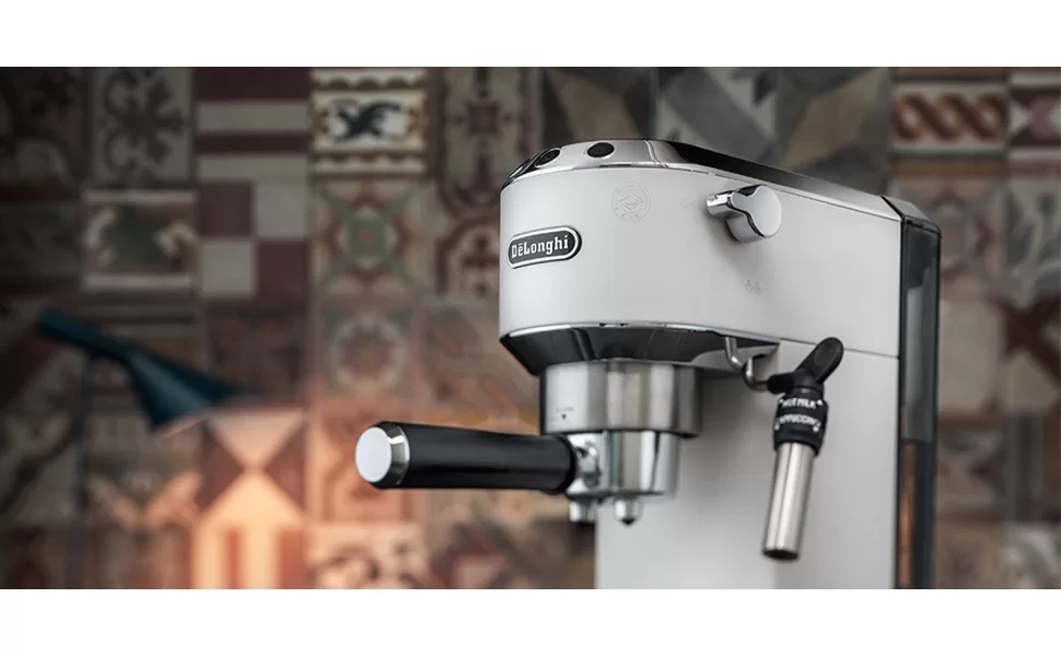 De'Longhi Dedica Pump Espresso Manual Coffee Machine

